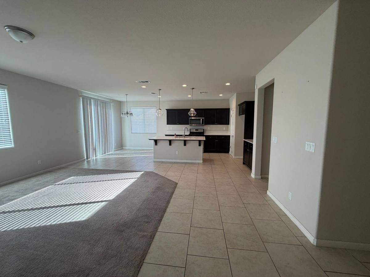 House for rent at 1696 Softwind Dr, Tulare, CA 93274