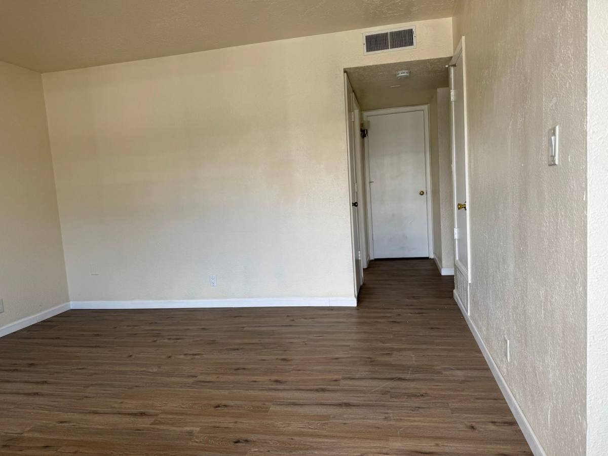 Apartment for rent at 301 & 305 Grove St NE, Albuquerque, NM 87108