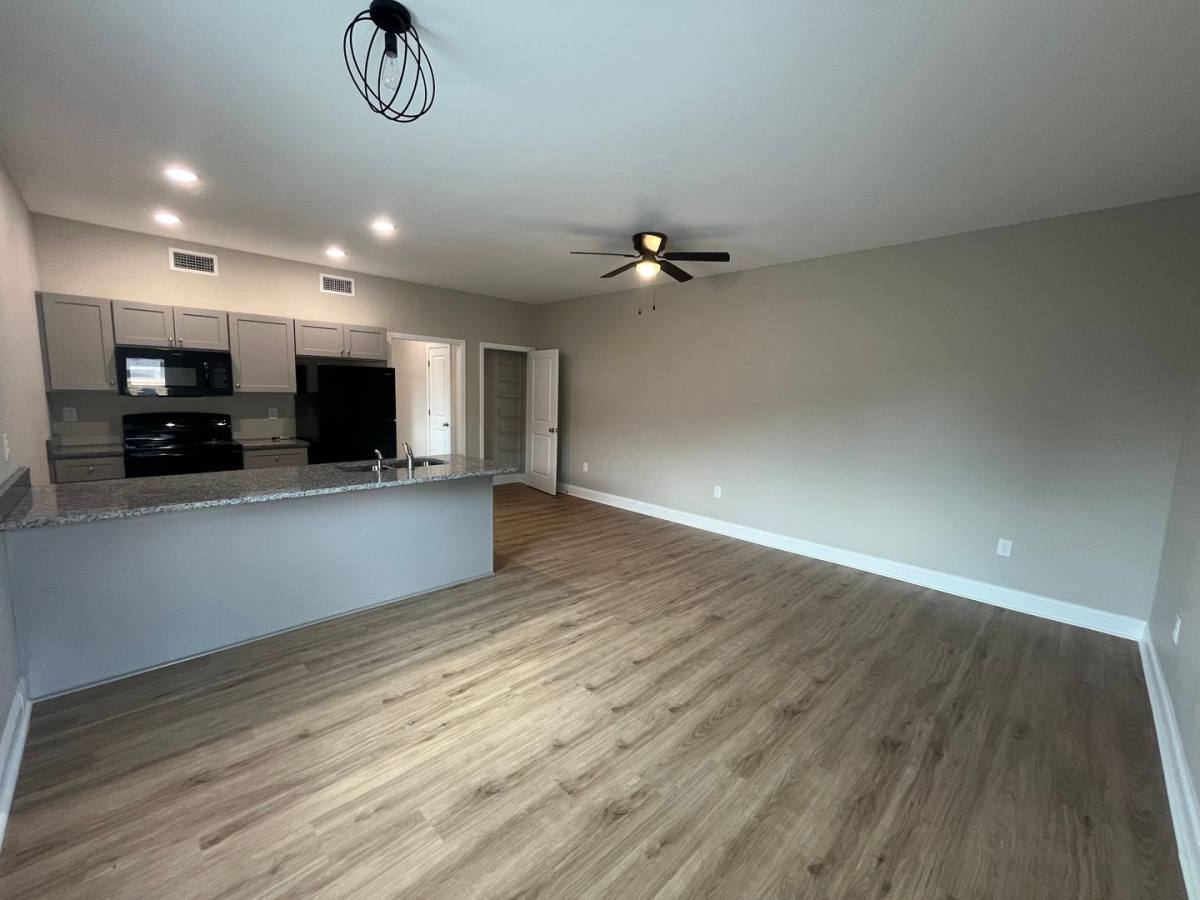 Apartment for rent at 215 217 N Elm St, Jacksonville, AR 72076