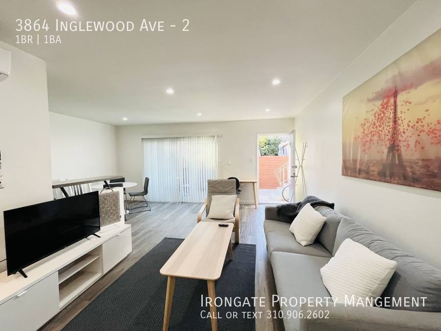 Apartment for rent at 3864 Inglewood Ave #2, Los Angeles, CA 90066