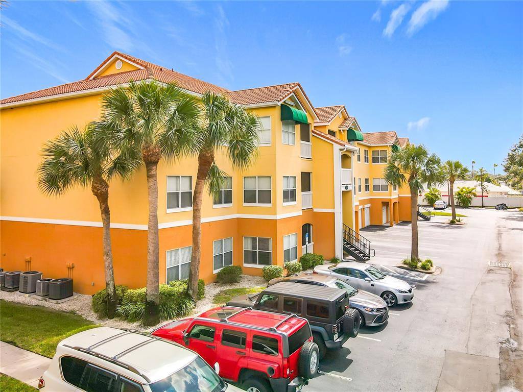 Condo for rent at 10764 70th Ave #5203, Seminole, FL 33772
