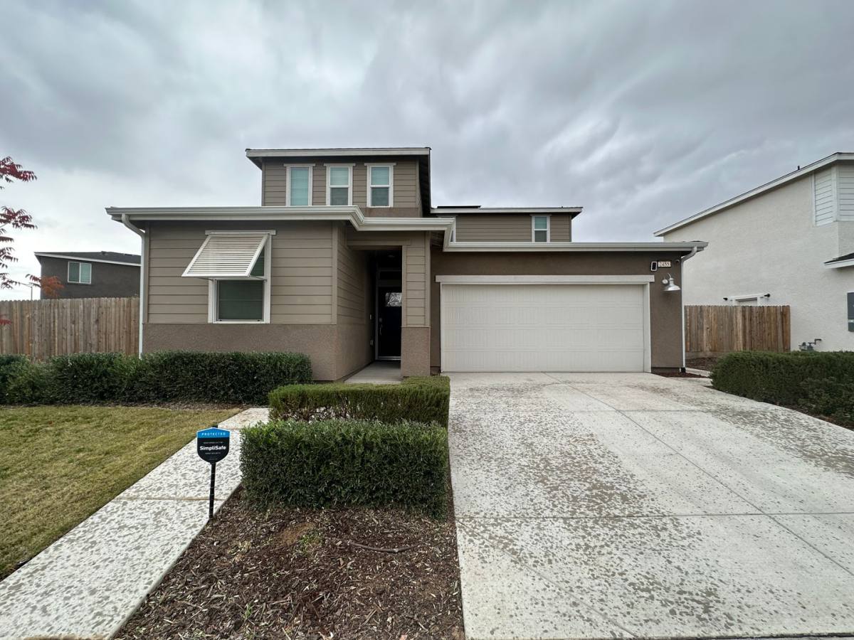 House for rent at 2455 Robledo Way, Merced, CA 95340