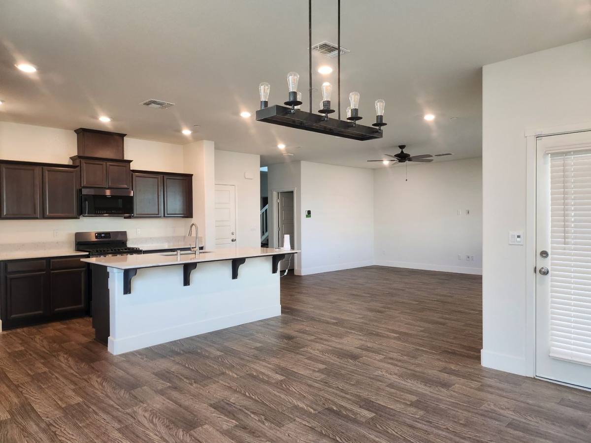 House for rent at 2455 Robledo Way, Merced, CA 95340