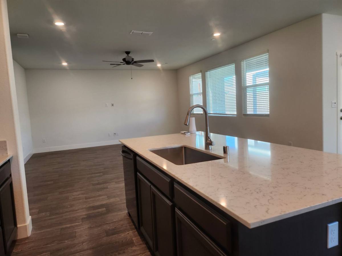 House for rent at 2455 Robledo Way, Merced, CA 95340