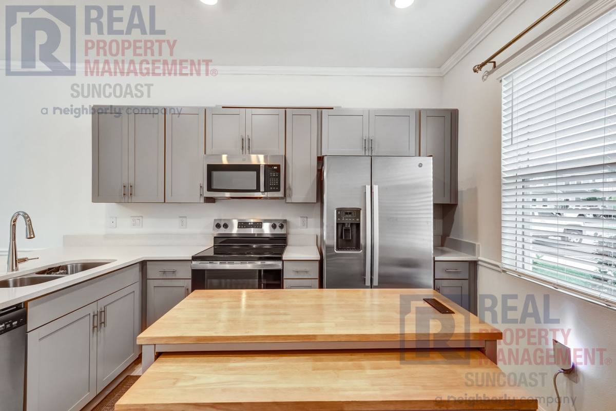 Townhouse for rent at 8937 Daybreak St, Sarasota, FL 34241