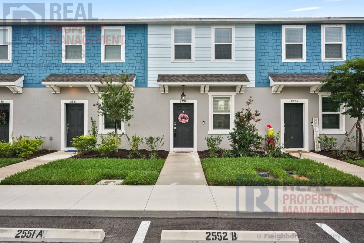 Townhouse for rent at 8937 Daybreak St, Sarasota, FL 34241