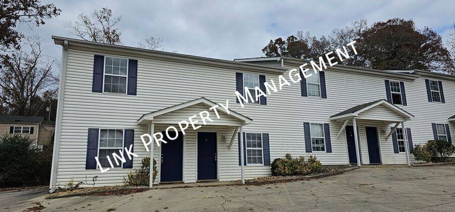 Apartment for rent at 1106 Carline Rd #B, Rossville, GA 30741