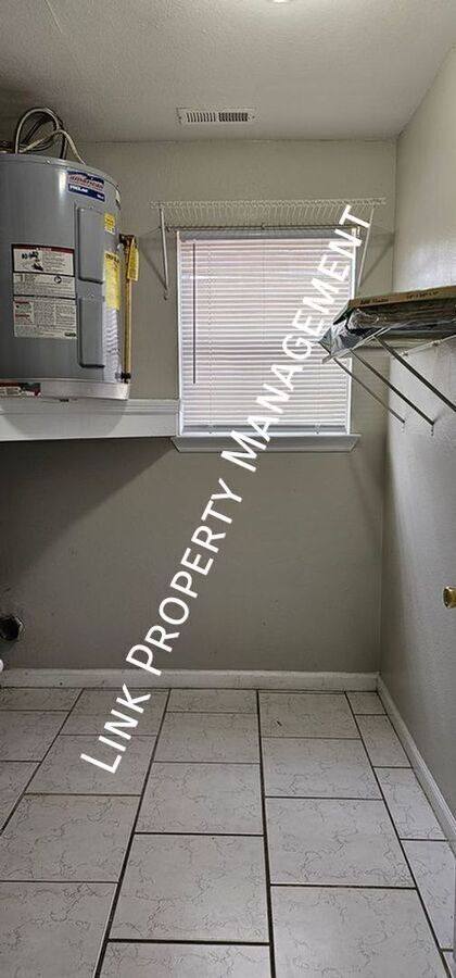 Apartment for rent at 1106 Carline Rd #B, Rossville, GA 30741