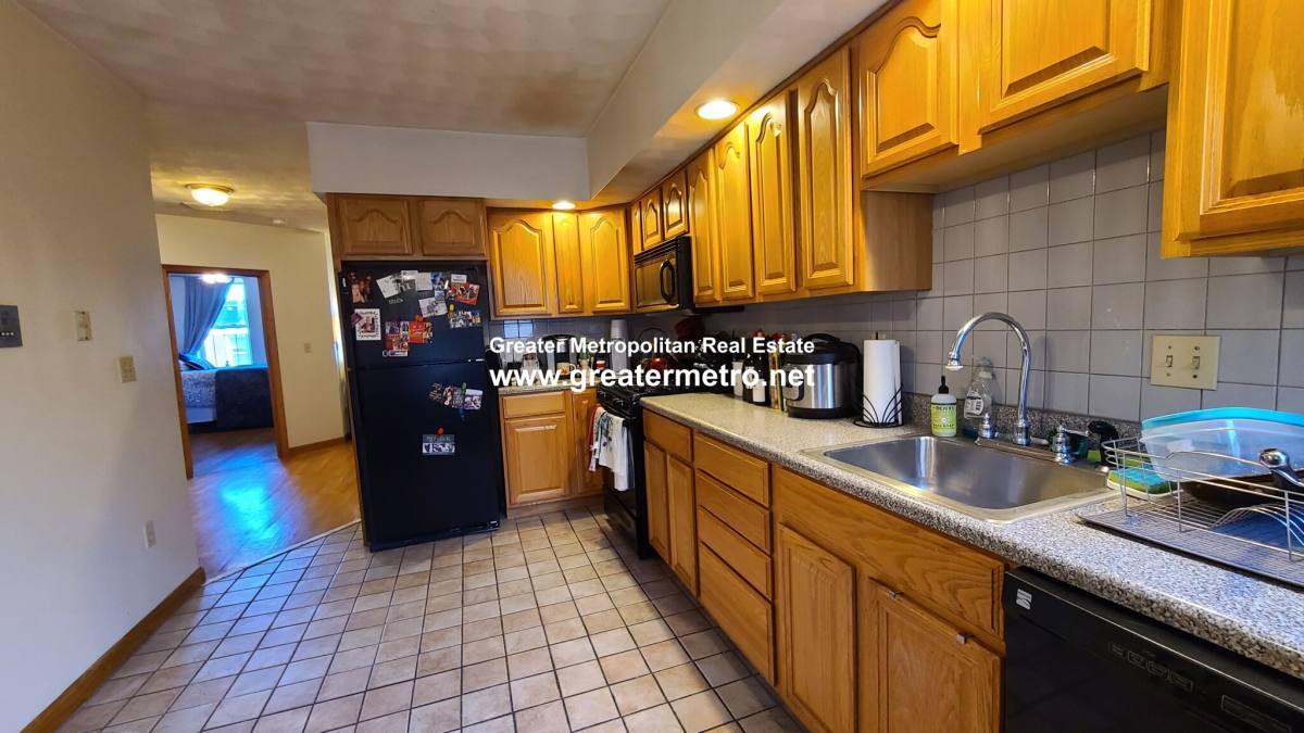 House for rent at 414 Hanover St #5, Boston, MA 02113