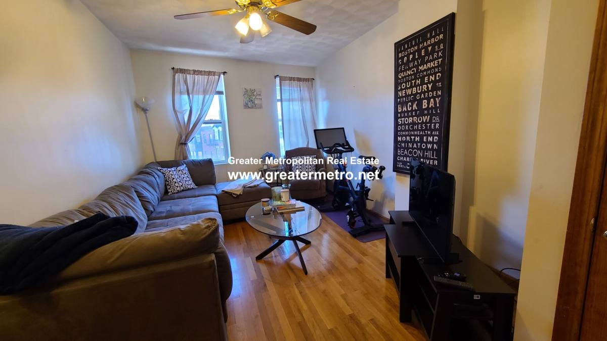 House for rent at 414 Hanover St #5, Boston, MA 02113