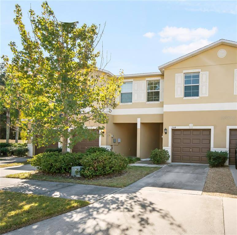 Townhouse for rent at 2108 Golden Falcon Dr, Ruskin, FL 33570