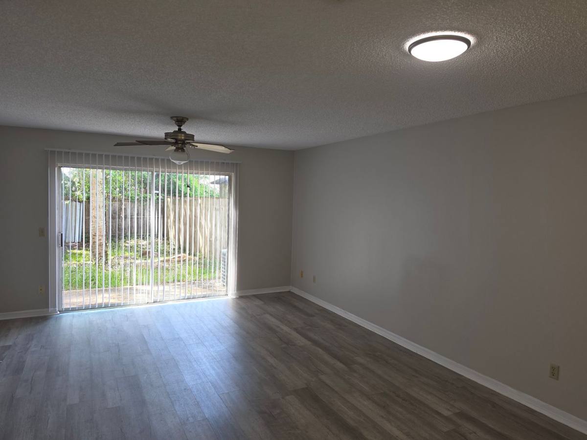 Townhouse for rent at 3433 Joe Murell Dr, Titusville, FL 32780