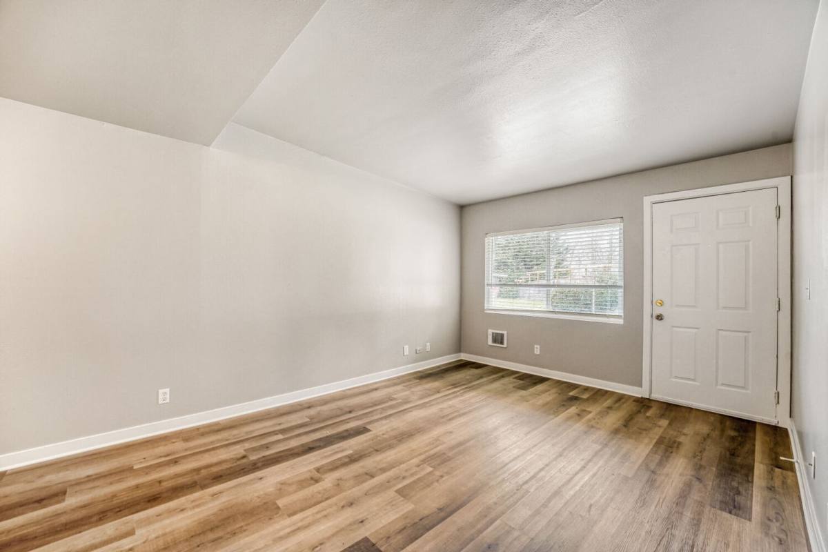 Apartment for rent at 9045 Canyon Dr, Kent, WA 98030