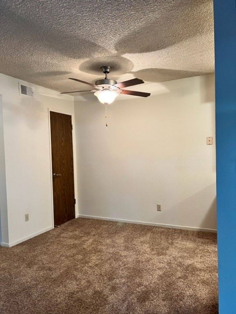 Apartment for rent at 5739 N Cedar Ave, Fresno, CA 93710