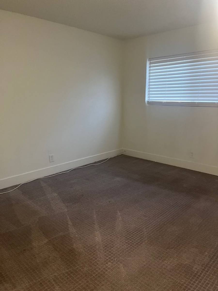 Apartment for rent at 725 Lilly Lane, Las Vegas, NV 89101