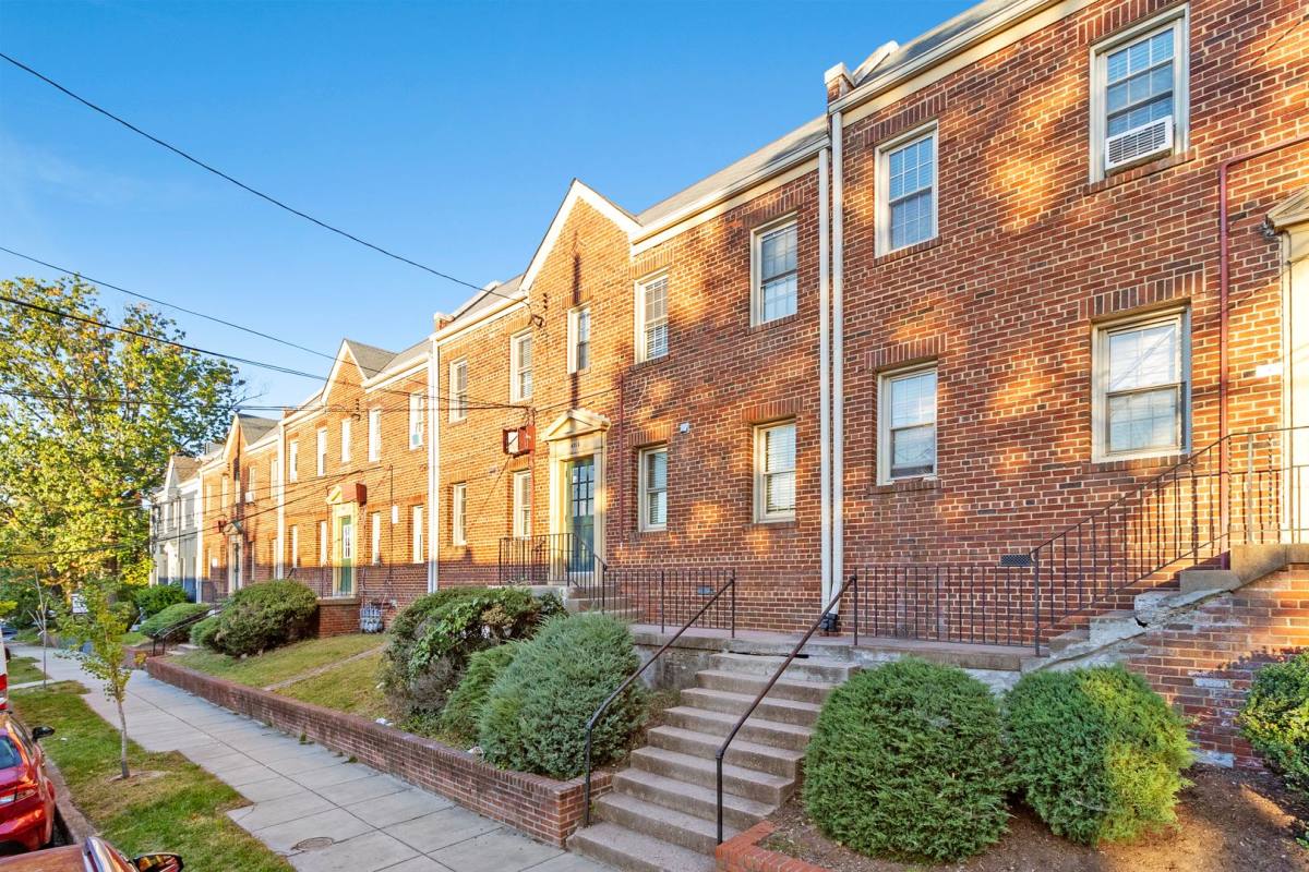 4713 3rd Place NW, Washington, DC 20011 - Apartment for Rent - Image 2