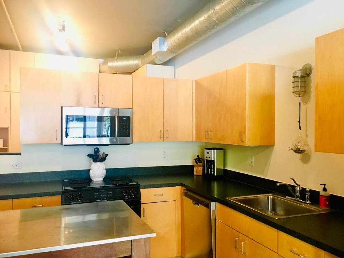 Condo for rent at 408 NW 12th Ave, Portland, OR 97209