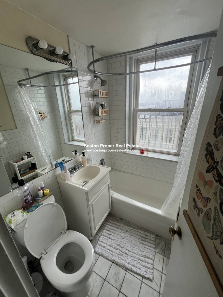 Apartment for rent at 108 Myrtle #18, Boston, MA 02114