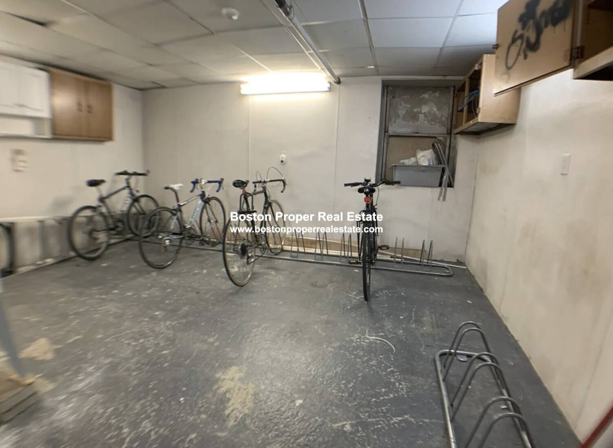 Apartment for rent at 108 Myrtle #18, Boston, MA 02114