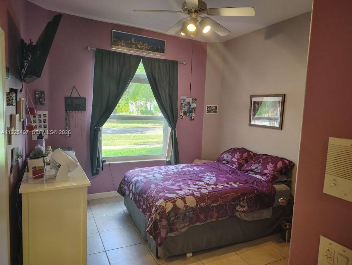 House for rent at 15802 SW 15th St, Fort Lauderdale, FL 33326