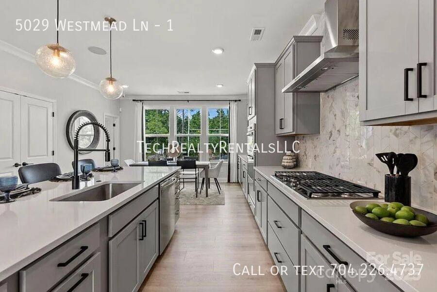 Townhouse for rent at 5029 Westmead Lane #1, Charlotte, NC 28262