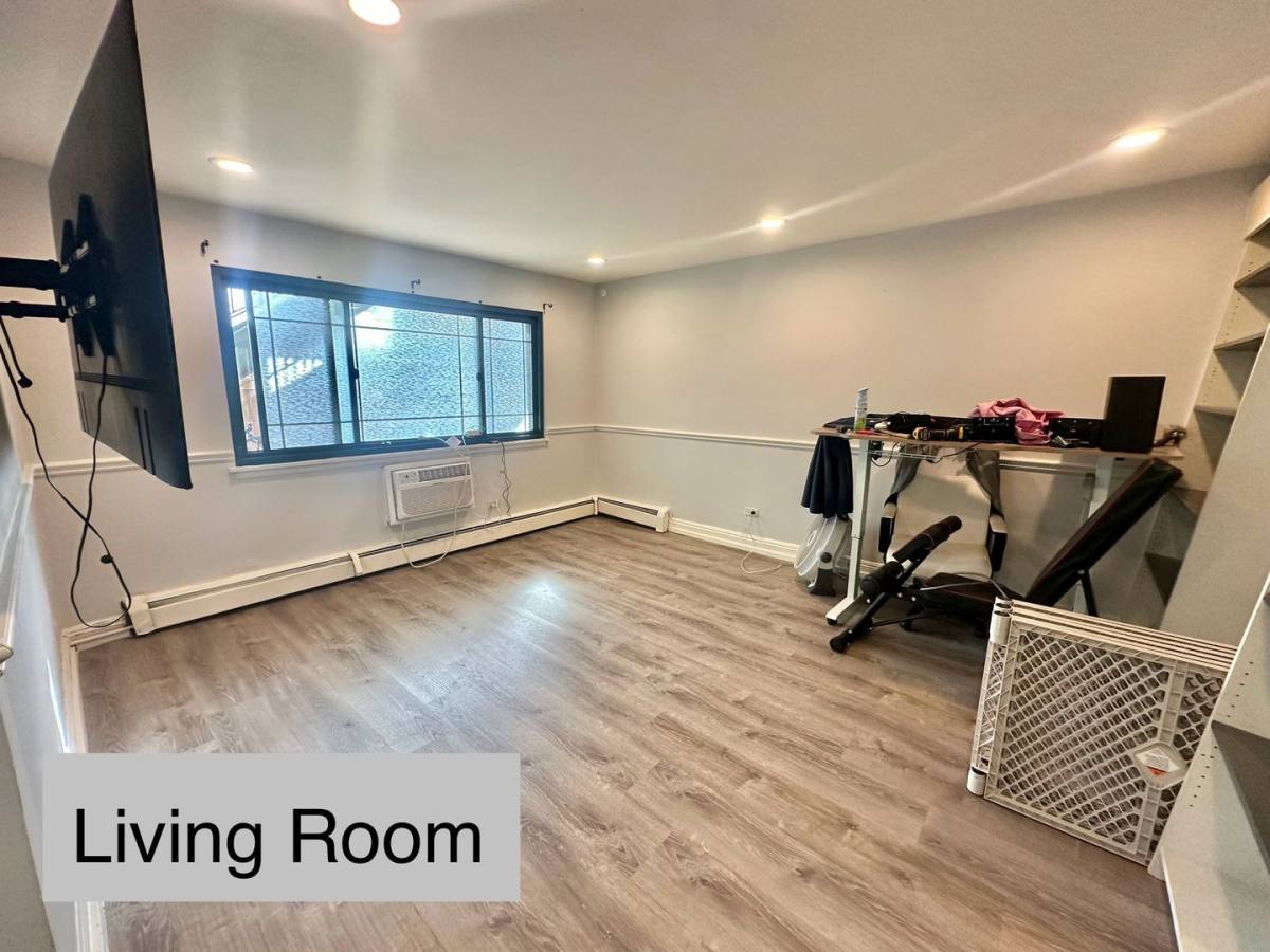 Apartment for rent at 1936 Wesley Ave, Evanston, IL 60201