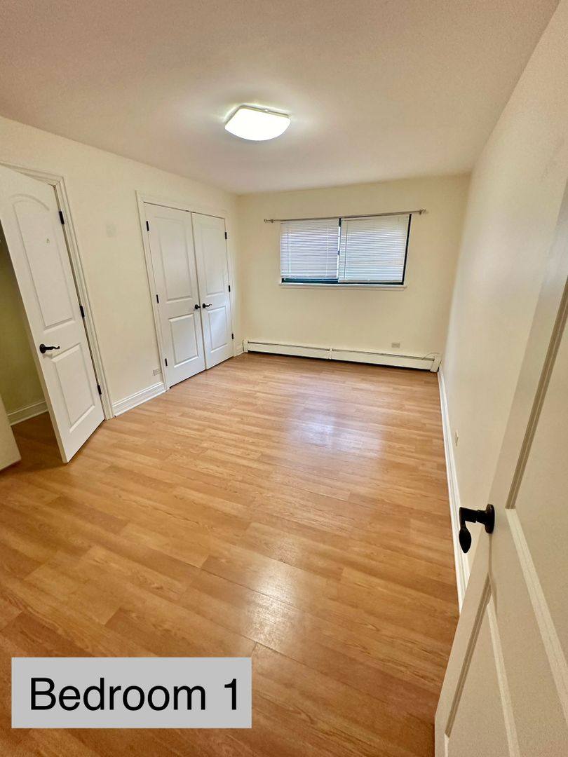 Apartment for rent at 1936 Wesley Ave, Evanston, IL 60201