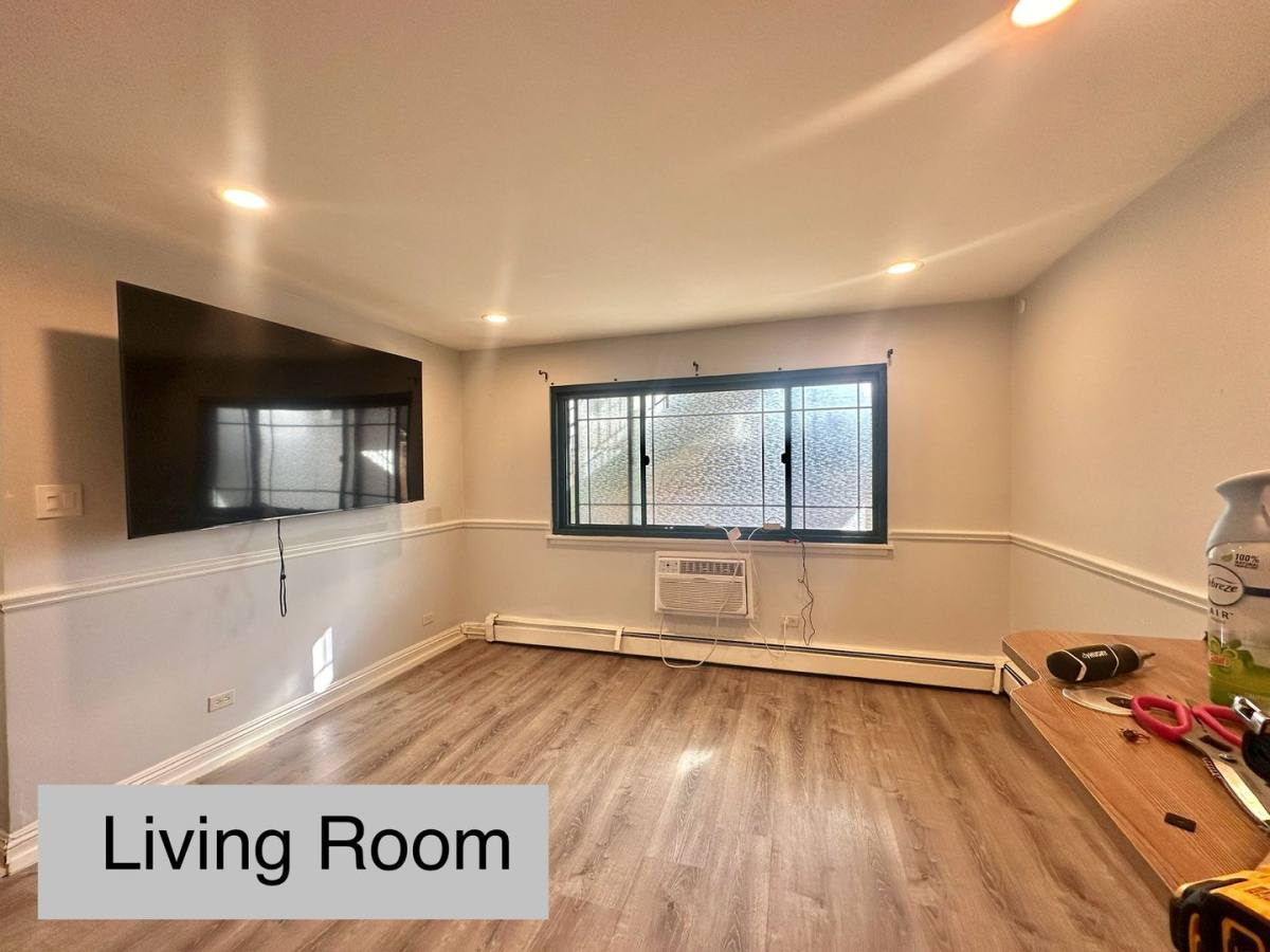 Apartment for rent at 1936 Wesley Ave, Evanston, IL 60201