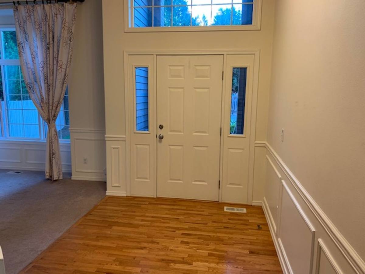 House for rent at 2907 NE 196th St, Seattle, WA 98155