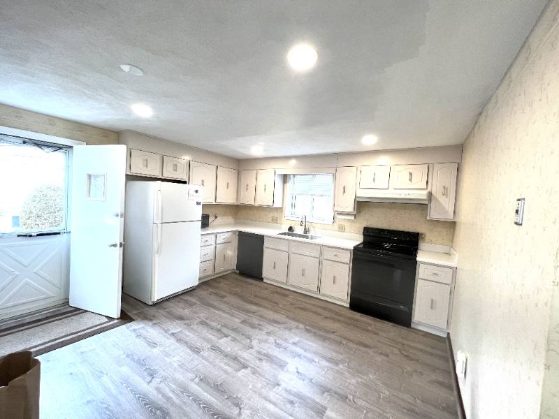 Townhouse for rent at 45 Merrimac St #24, Woburn, MA 01801