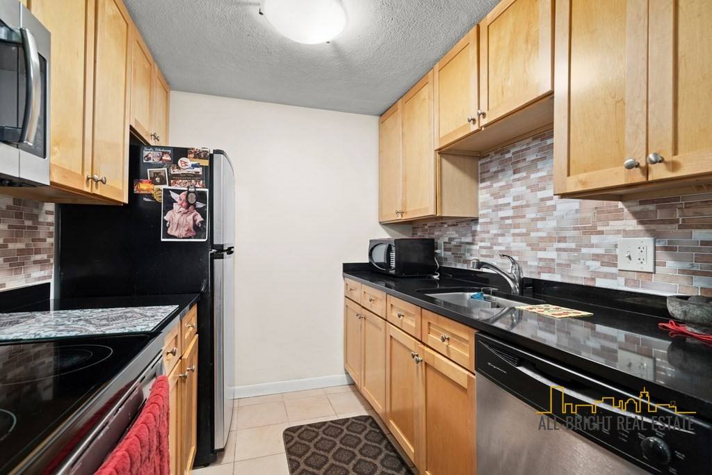 Apartment for rent at 84 Grant #8, Somerville, MA 02145