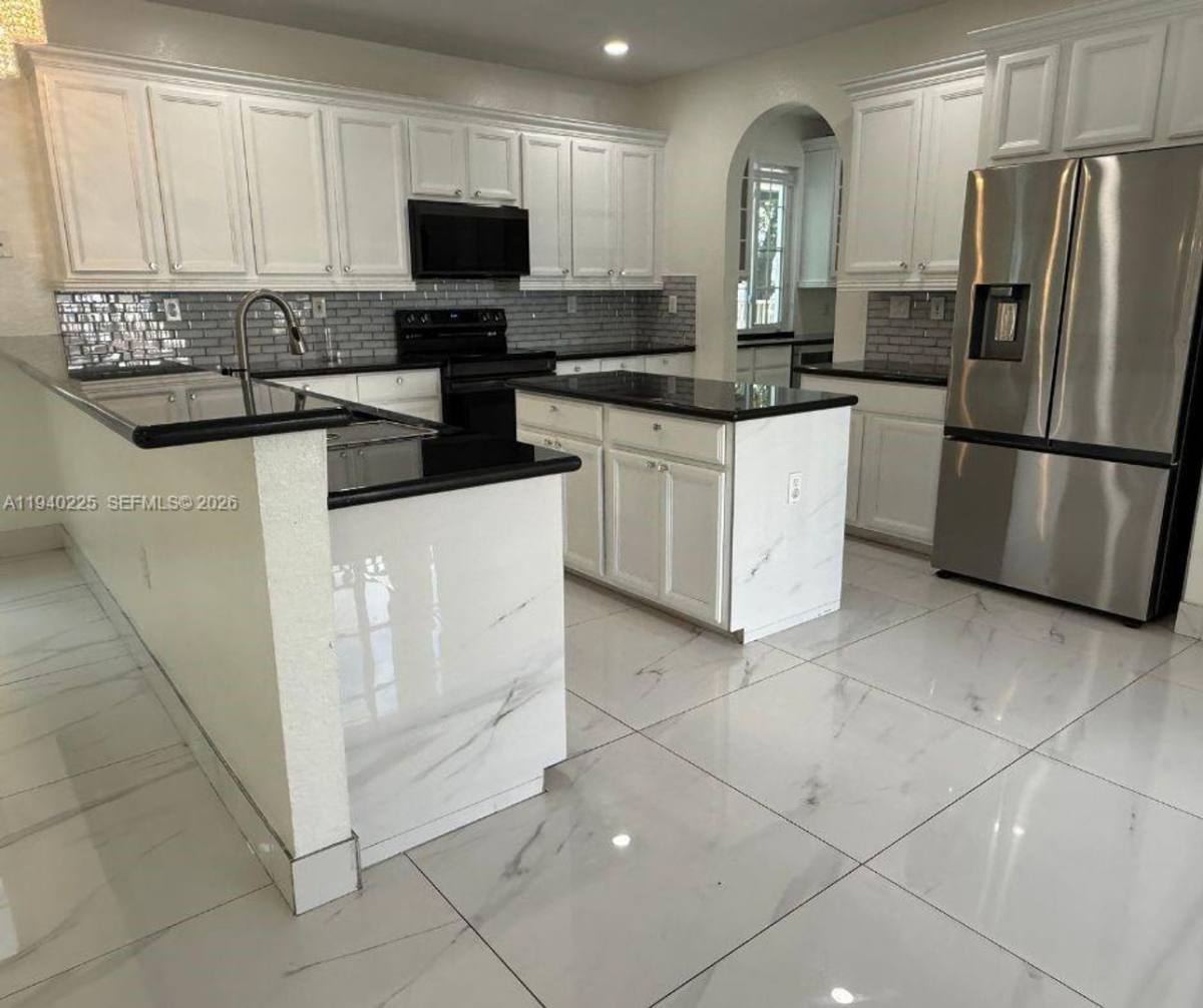House for rent at 27037 SW 142nd Ave, Homestead, FL 33032