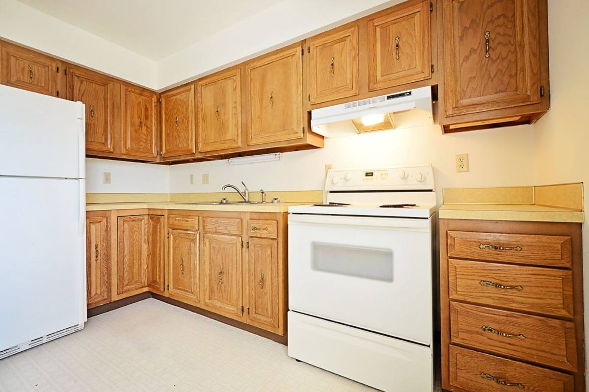 Apartment for rent at 605 19th Ave SE, Minot, ND 58701