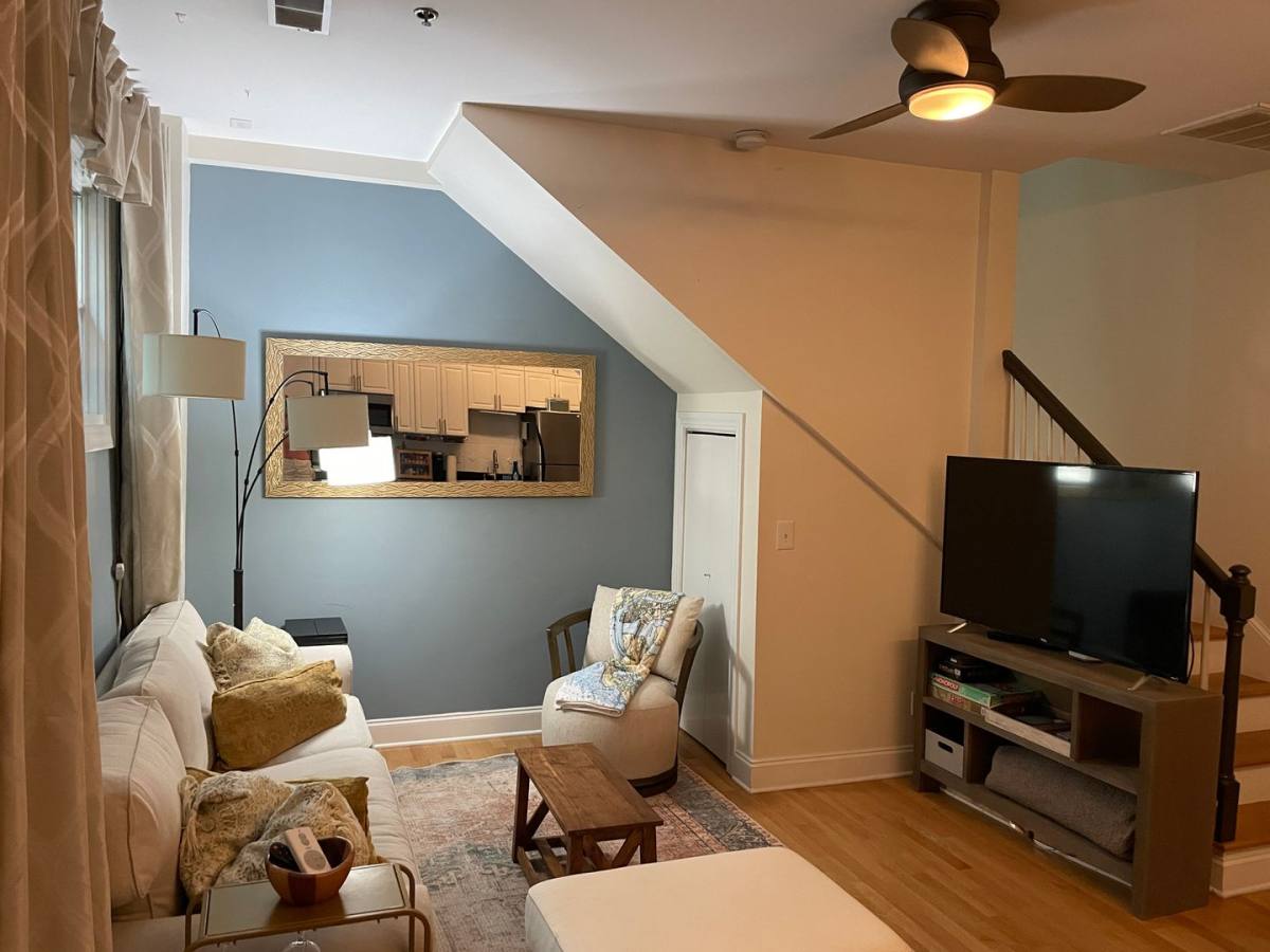 Condo for rent at 348 King St #H, Charleston, SC 29403