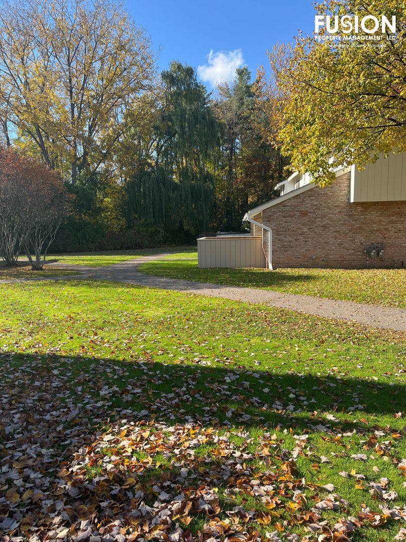 House for rent at 209 Ledgewood Circle, Burlington, VT 05401