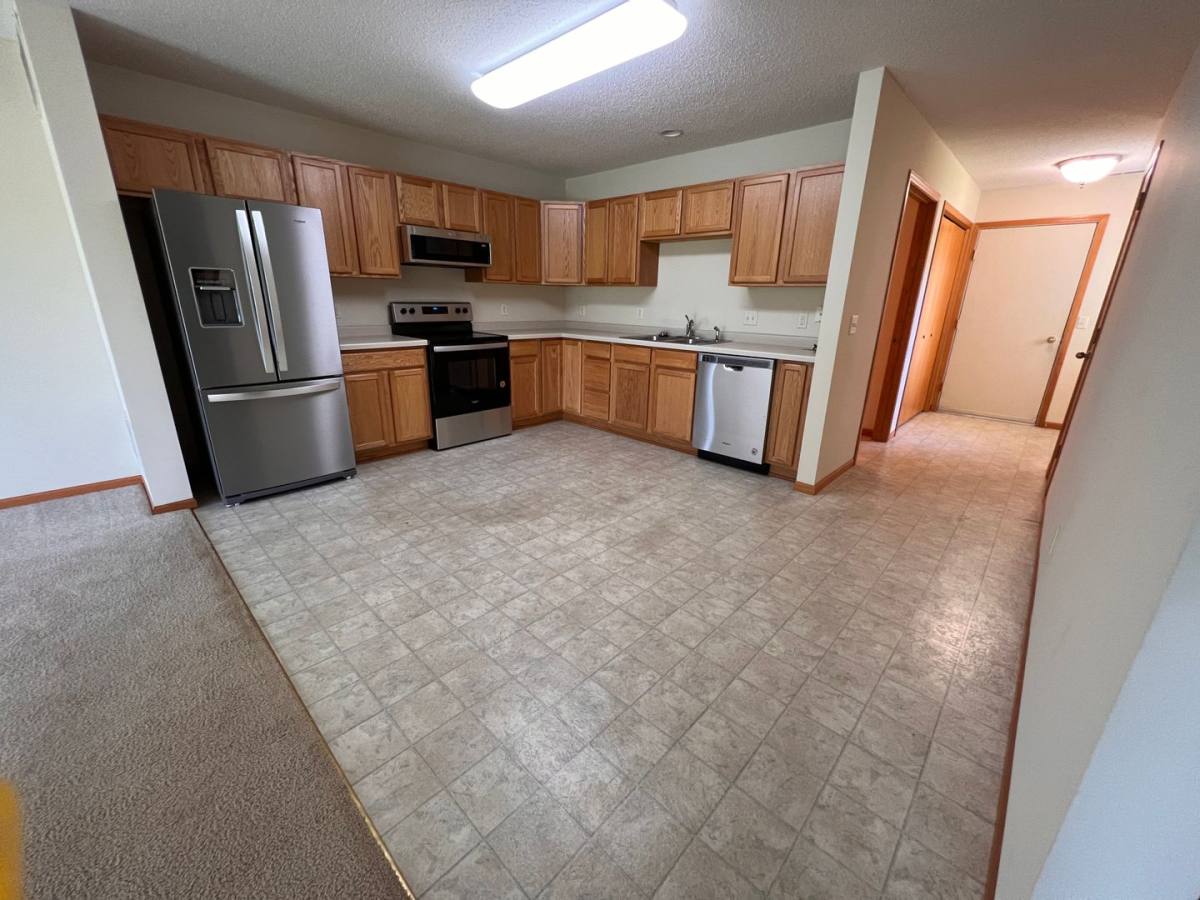 Townhouse for rent at 309-A Williamsburg Place, New Richmond, WI 54017