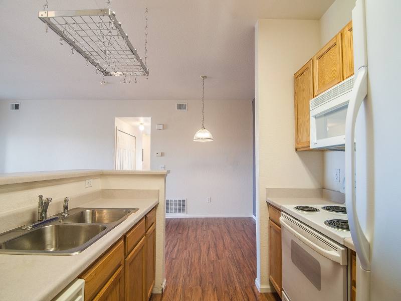Apartment for rent at 905 S Zeno Way #201, Aurora, CO 80017