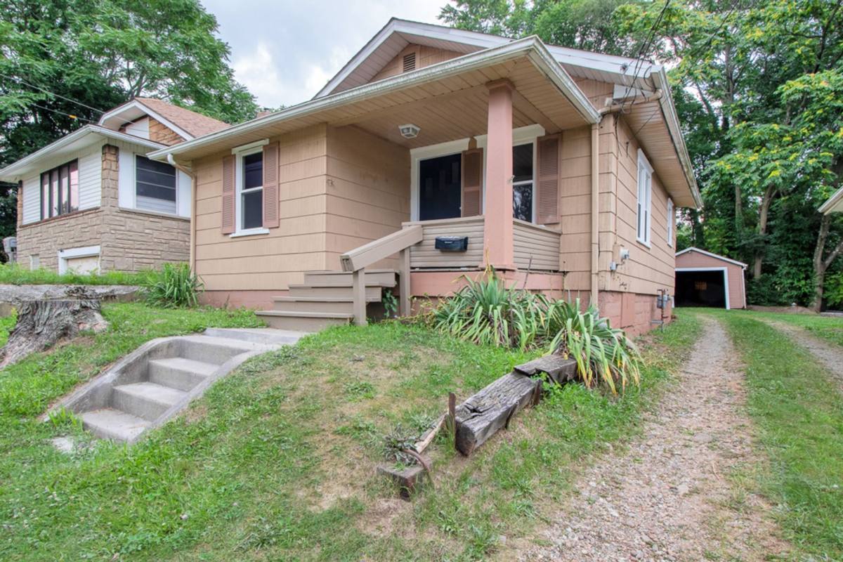 House for rent at 2212 Snyder Ave NE, Canton, OH 44714