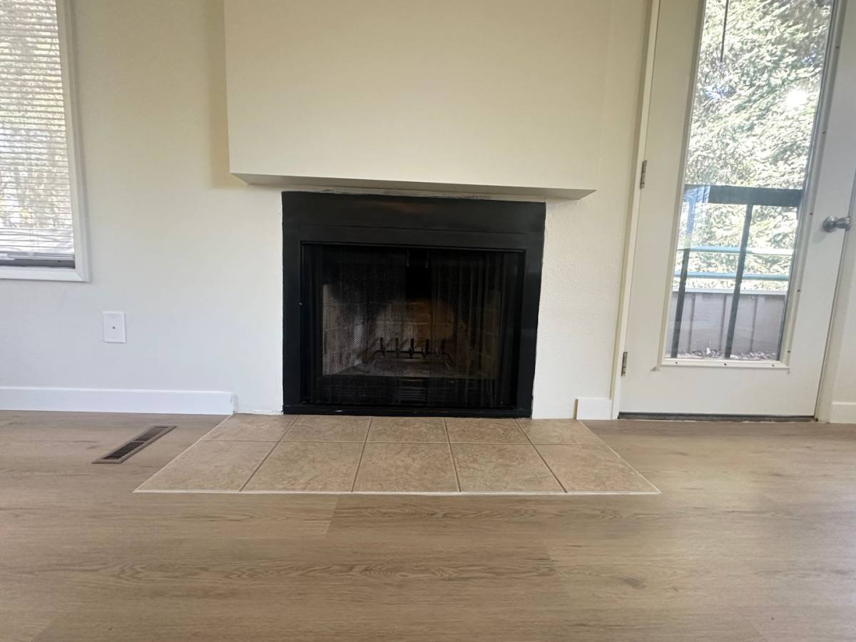 Condo for rent at 7060 SW Montauk Circle, Lake Oswego, OR 97035
