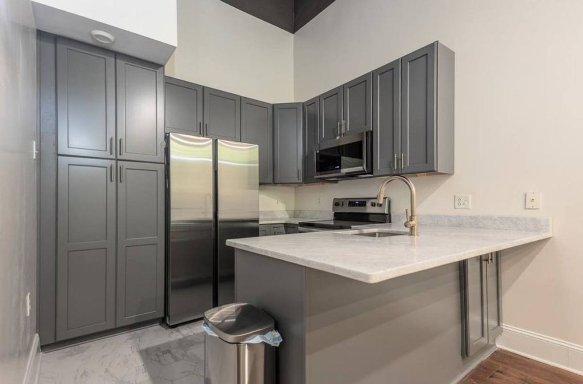 Condo for rent at 95 S Main St, Memphis, TN 38103