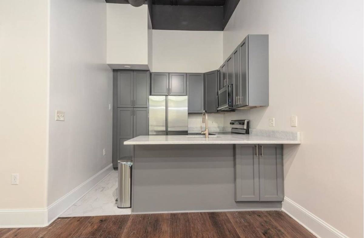 Condo for rent at 95 S Main St, Memphis, TN 38103