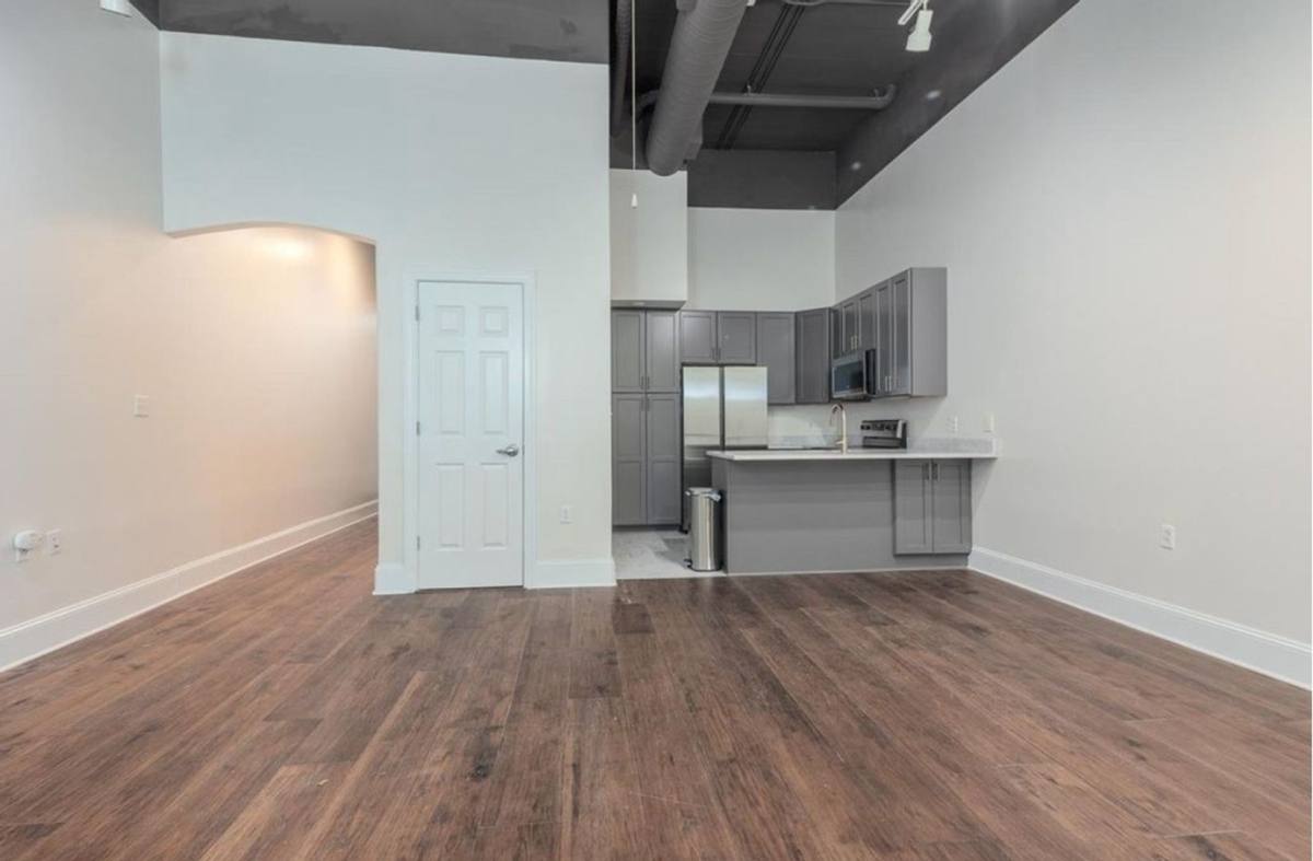 Condo for rent at 95 S Main St, Memphis, TN 38103