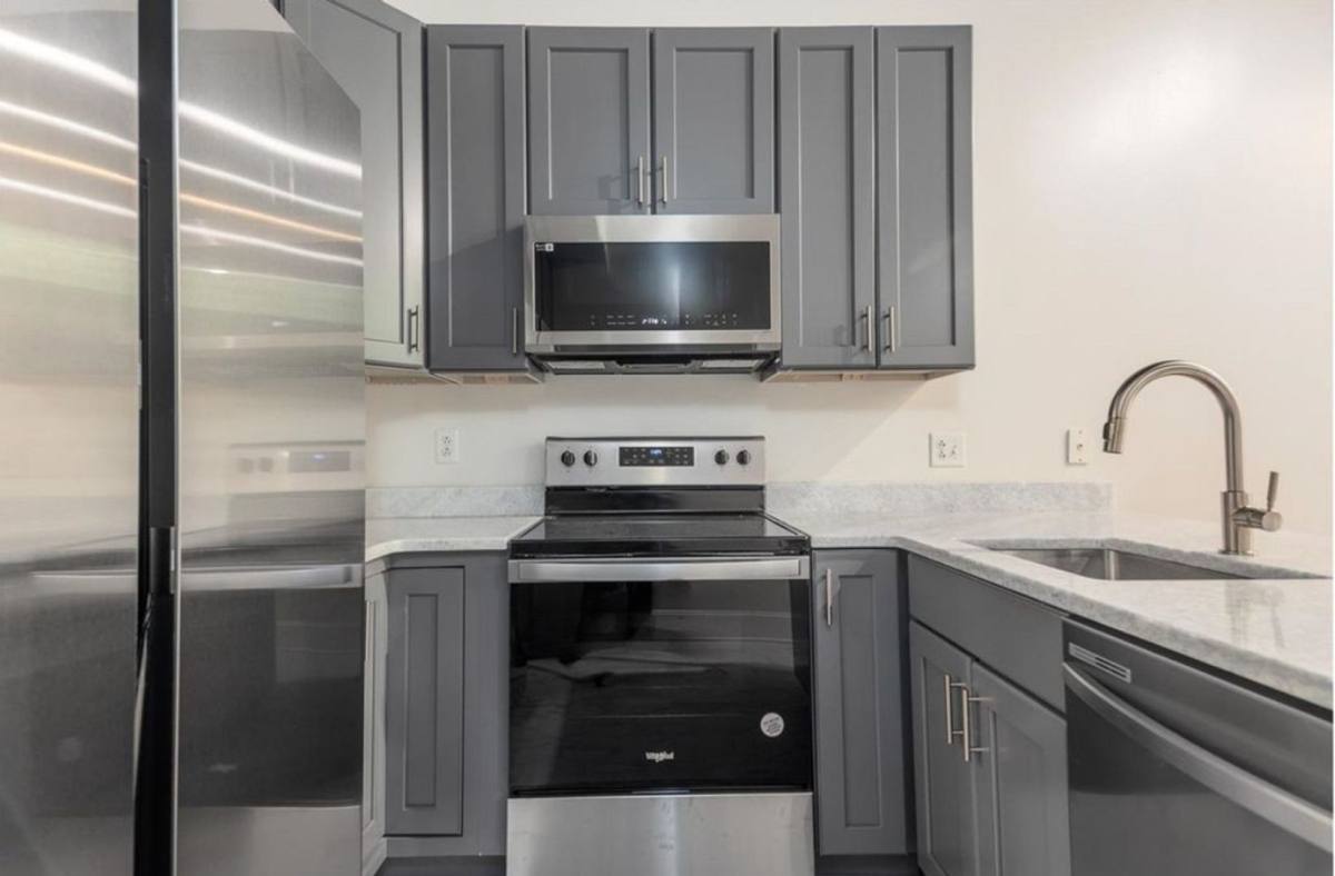 Condo for rent at 95 S Main St, Memphis, TN 38103