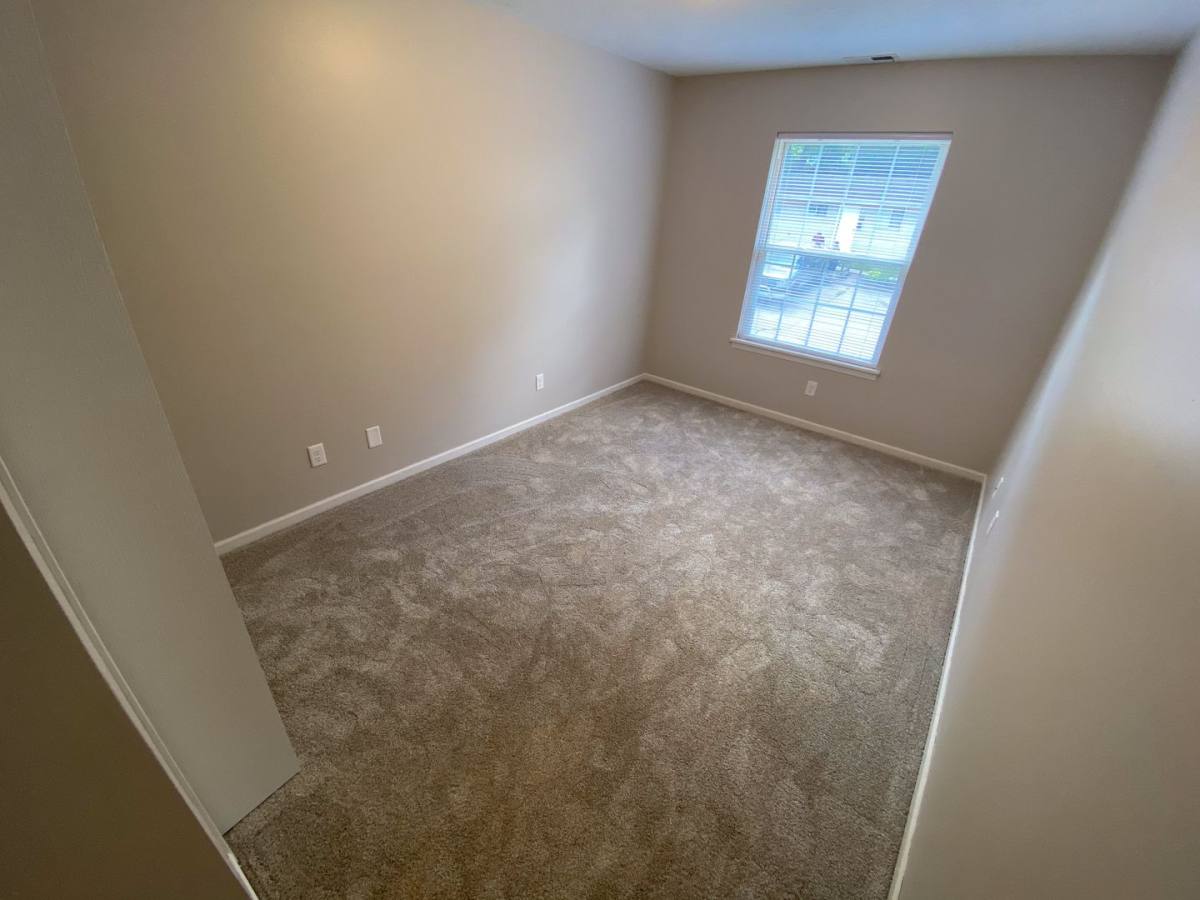 Apartment for rent at 1102 Holloway St, Lafayette, IN 47905
