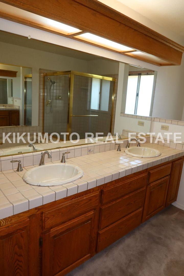 House for rent at 808 Cobble Cove Lane, Sacramento, CA 95831