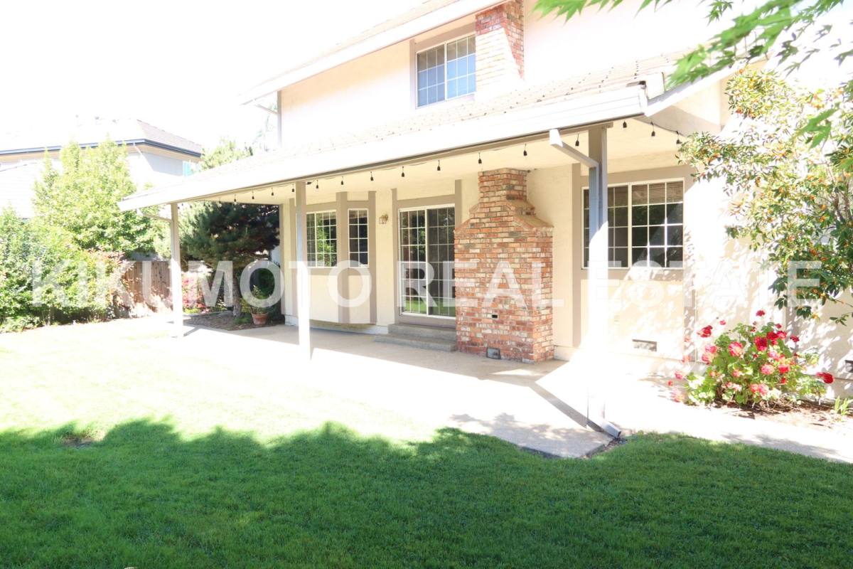 House for rent at 808 Cobble Cove Lane, Sacramento, CA 95831