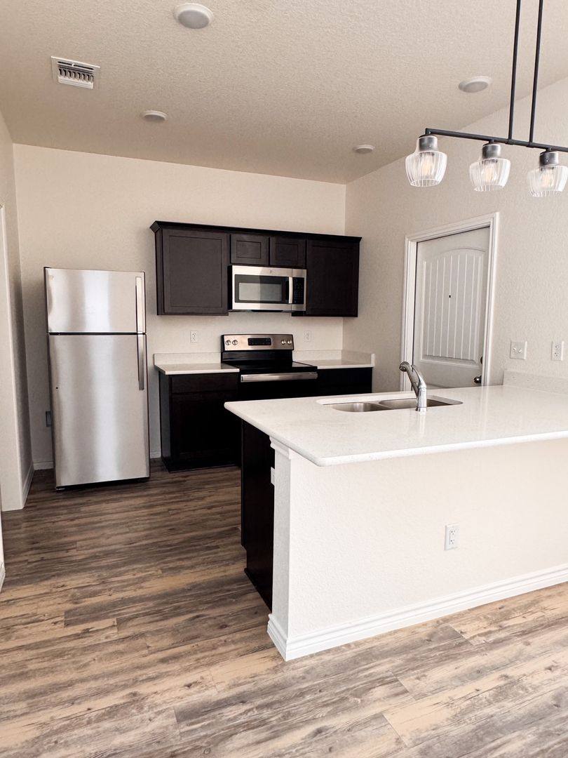 Townhouse for rent at 4913 Rose Garden Lp, Killeen, TX 76542