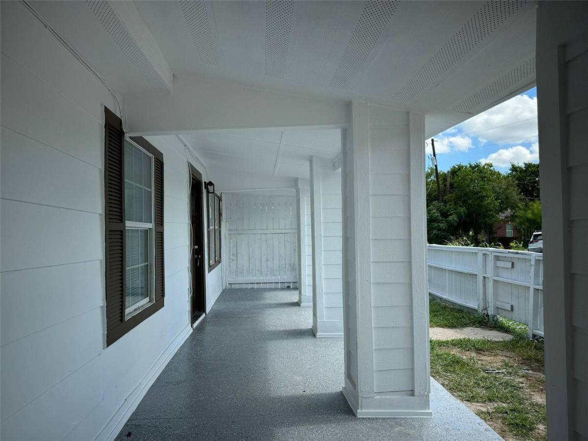 Apartment for rent at 101 S Lockhart St, Manor, TX 78653