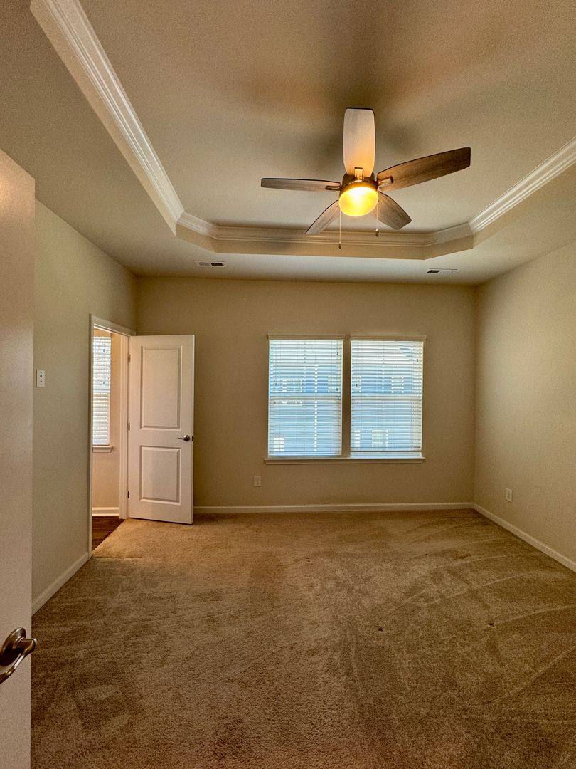 Townhouse for rent at 1214 Ashbury St, Charlotte, NC 28216