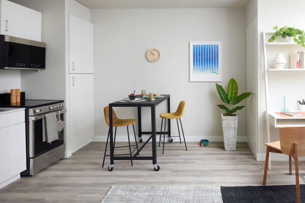 510 N Broad St, Philadelphia, PA 19130 - Apartment for Rent - Image 2